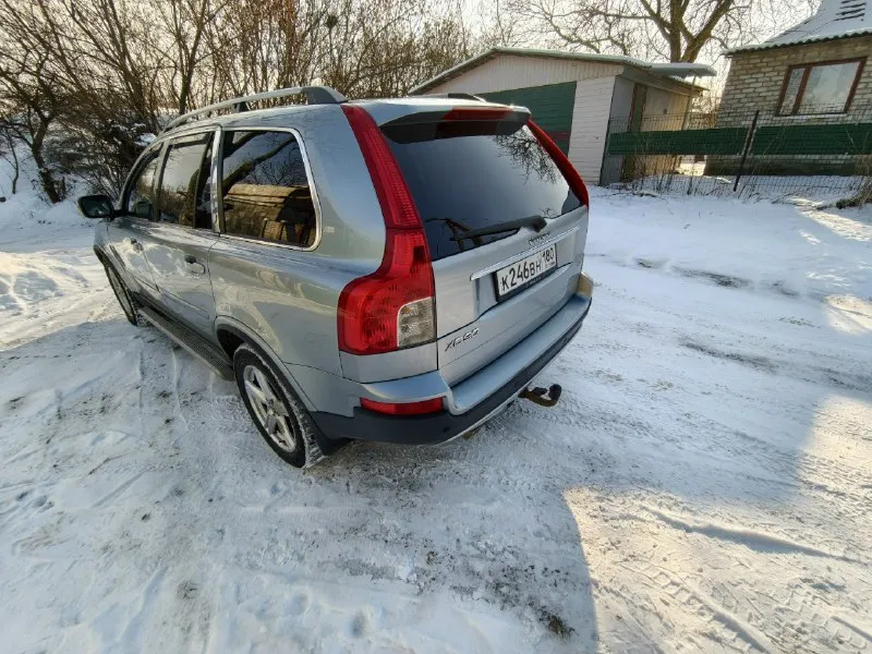 Продам volvo хс90, европейка, пригнана из германии. автомобиль в хорошем состоянии полностью обслужен и исправен, много по машине сделано (в частности заменена коробка на контрактную с пробегом 90тыс. км, заменены крестовины на кардане, убран и отшит сажевый фильтр и тд. ), обслуживалась на volvo сервисе (у них можно узнать всю историю ремонтов, некоторые заказ-наряды имеются на руках. хорошая комплектация, есть все кроме люка. лето 21, зима 18 колеса. езжу на машине каждый день. продаю неспеша, в связи с необходимостью приобрести микроавтобус. более подробно расскажу о машине желающим по телефону +7949-301-63-35. 📞 звоните: +7(949)3016335 - фотография - 4
