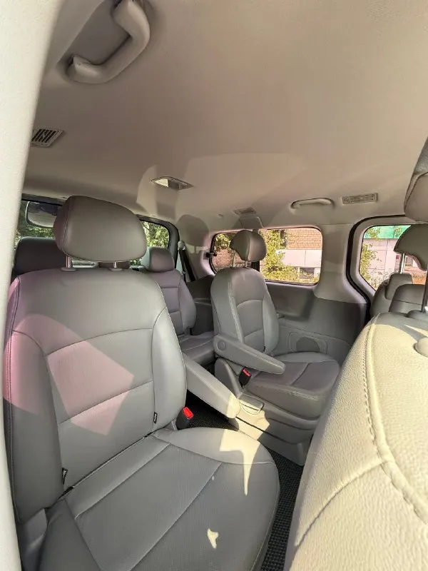 🔥 hyundai grand starex 2018 4wd 2.5л(175 л. с) категория b 8+1 в отличном состоянии! 2 ключа пробег 113.000,переодически выезжаю на нём 2 комплекта колес, третий всесезонка на докат во владении с января 2024,то по регламенту! топливный фильтр оригинал замена каждые 8.000 км мосты, раздатка, коробка обслужены своевременно 🫡 по ходовке проблем нет! прошел то (замена масла двс, частичная фильтра+новый насос гур)❗️ перед нг отшиты егр и вся экология на сервисе г. донецк я единственный владелец, осмотр центр донецка цена 3.450.000,торг будет +79495582283 📲 tg: @tyttopreklama 📞 звоните: +7(949)5582283 - фотография - 5