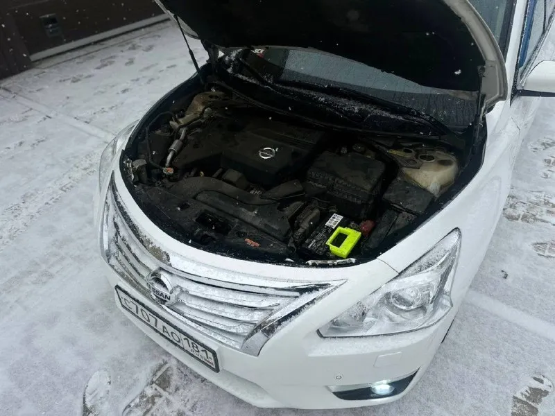 Nissan teana 2014 год надежный и комфортный бизнес-седан, полностью обслужен и не требует вложений. пробег: 309 000 км, 2.5 бензин, передний привод. то пройдено полностью, строго по регламенту, расхода масла нет, ходовка обслужена, ничего не стучит и не гремит, двигатель и коробка работают идеально, автомобиль ухожен, сел и поехал, кожаный салон, электрорегулировки сидений. подогрев руля, климат-контроль (2-зонный), камера заднего вида, круиз-контроль, бесключевой доступ / кнопка start-stop, мультимедийная система с большим экраном. премиальная аудиосистема, электроскладывание зеркал. датчики света и дождя, парктроники, литые диски, полный электропакет, 2 ключа. цена: 1 380 000 ₽ реальному покупателю — разумный торг у капота. +79591017858 📞 звоните: +7(959)1017858 - фотография - 2