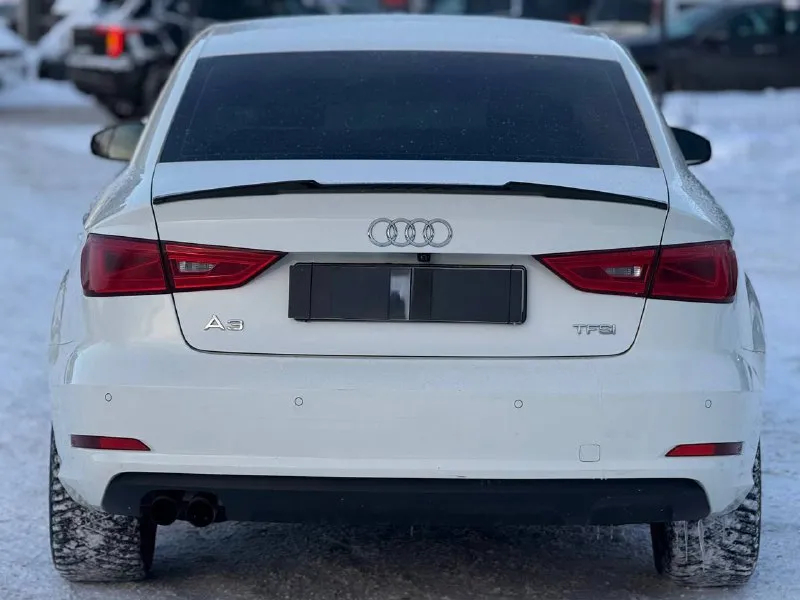 Audi a3 1.4amt 2013г. в 1 480 000 р. отличное состояние 💥 2 владельца 188 000 пробег вся в родной краске шикарный кузов хорошая комплектация по кузову: полностью родная краска! выглядит отлично! пару мелких сколов! по технике: никаких ошибок по мотору и коробке! акпп без пинков! едет приятно! по салону: чистая и опрятная! ✅комплектация: монитор, кожаный мультируль, климат, автохолд, электро ручник, подогревы сидений, линзы, 4эсп, эл. регулировка зеркал! +7 (949) 843-81-81 - фотография - 2