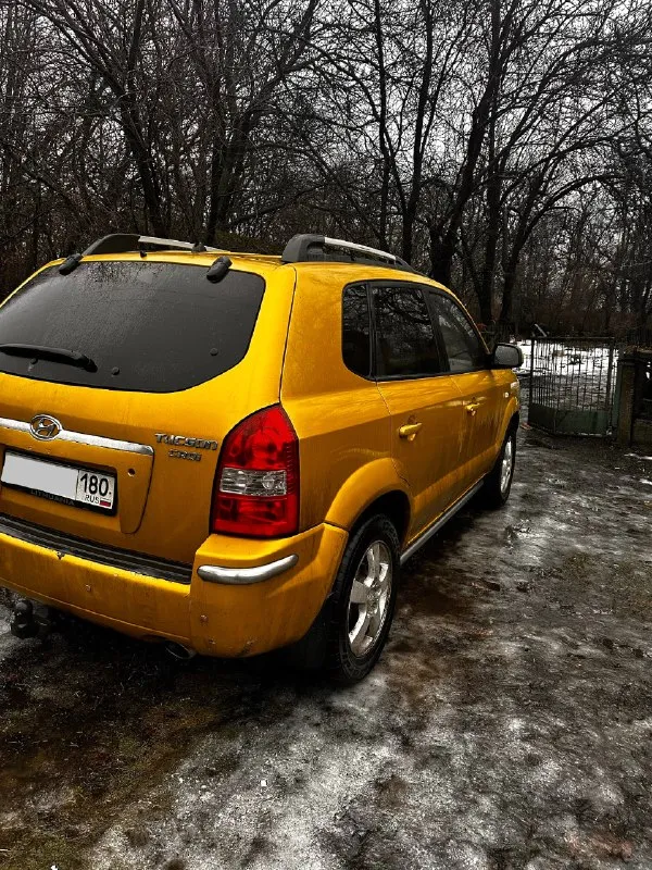 Hyundai tucson 1 продам 680тыс 217 ххх пробег двигатель 2.0 crdi коробка механика полный привод 2004г макеевка +79687545085 tg, max 📞 звоните: +7(968)7545085 - фотография - 7