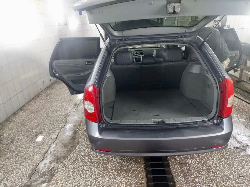 Продам chevrolet lacetti 2011 года пробег 170.250 ( растет) по кузову есть не большой нюанс, но не критично не троит, не дымит, едет бодро подробнее расскажу по телефону +7 (949) 342-91-48 находится в енакиево цена 460.000 +торг. 📞 звоните: +7(949)3429148 - фотография - 5