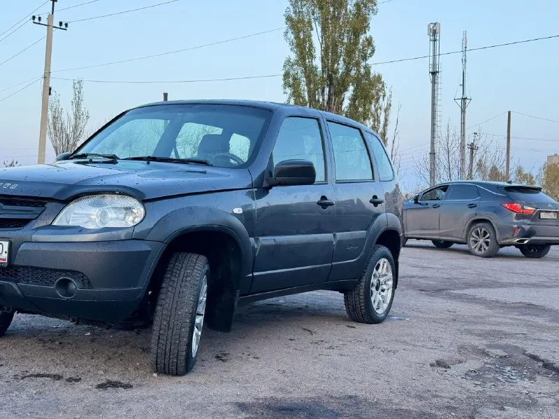 🚨 срочно! продам chevrolet niva 2020г. 🚨 💰 цена: 675000 ₽(реальному покупателю — торг у капота!) в родной краске, газ evro-4 🔥 вложений не требует — сел и поехал! ✔️ ходовка полностью новая все целое!!!!! ⚡ отличный вариант для города и бездорожья! машина ухожена, полностью готова к любым дорогам!ухоженый салон(как новый) 📲 +79494673137— отвечу на все вопросы! - фотография - 5
