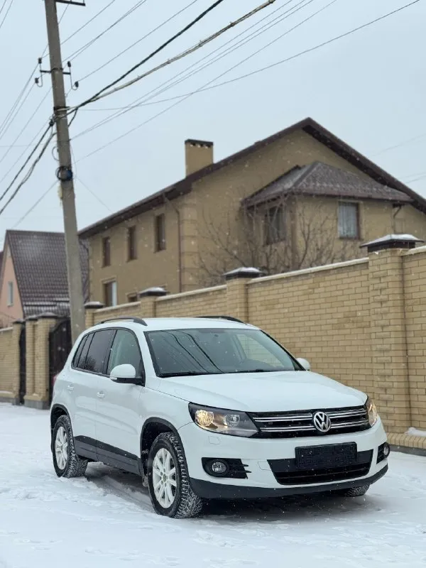 Продам volkswagen tiguan 2014 года. 1.4 tsi (150 л. с), коробка механика (6-ти ступка), полный приво... - фотография