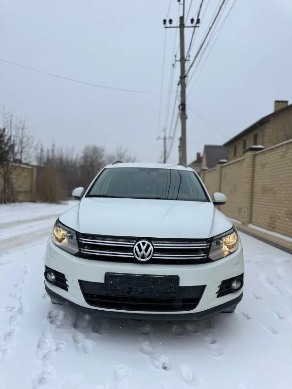 Продам volkswagen tiguan 2014 года. 1.4 tsi (150 л. с), коробка механика (6-ти ступка), полный привод. отличное состояние, вложений не требует. южная машина, кузов без рыжиков. работает каждая кнопка. любые проверки на вашем сто! пробег: 170 000 км (подтвержденный автотекой и состоянием) город: макеевка цена: 1 310 000 руб. ☎️ +7 (949) 373-86-22 ☎️ +7 (952) 412-23-63. 📞 звоните: +7(949)3738622 - фотография - 6
