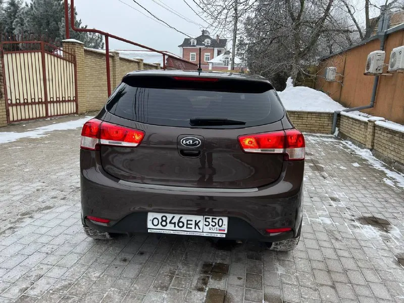 Kia rio хэтчбек
2016 Год выпуска
Продаю свой автомобиль, в хорошем техническом состоянии, все работает отлично. Езжу каждый день.
✅ Зелёная автотека!
✅Кузов в отличном состоянии, автомобиль полностью в родном окрасе, все заводские герметики.
✅Салон в идеальнейшем состоянии !
✅ Стоит новая зимняя шипованная резина
✅Комплектация :
Линзованные фары
Кондиционер
Подогрев передних и задних сидений
Задние парктроники
Мульти руль
Подогрев руля
Документы полностью готовы к переоформлению, диагностическая карта на руках !
Цена 1.100.000 торг
Донецк
Все вопросы по телефону +79490074155 - фотография - 6
