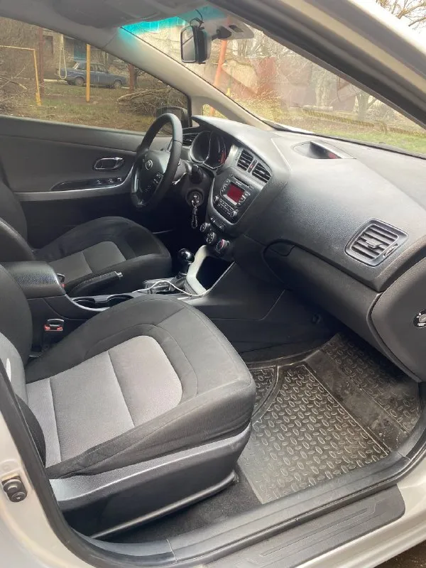 Kia ceed 2
2012 Год выпуска
Двигатель 1.6, масло не ест
Пробег 209.000
Коробка автомат
Без дтп
Осмотр донецк
Связь +79493202902
Цена 1 🍋 - фотография - 4