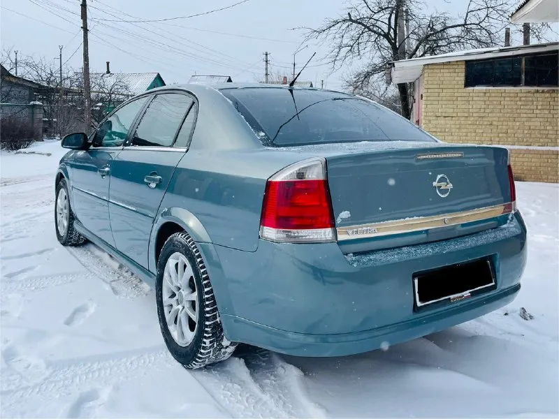 Продаю авто в идеальном состоянии супер красивый удобный комфортный экономный opel vectra c * restaling * elegance *** в эксплуатации с 2008 года пробег 233 двигатель 1.8 ecotec лучший в линейки opel хорошая комплектация есть все для комфорта климат контроль круиз контроль подогревы датчики света дождя авто затемнение зеркало салон ухоженный и много чего есть для комфортного вождения автомобиль супер в оригинале весь в заводском окрасе 100 % документы в порядке любой вид оформления. цена за достойный автомобиль 695:000 тыс ₽ реальному быстрому покупателю торг у капота кто действительно заинтересован приобрести авто в очень хорошем состоянии без вложений звоните приезжайте покупайте город донецк всяким умникам диваным экспертам мимо 🆘 все вопросы по телефону +79493969852 📲 📞 звоните: +7(949)3969852 - фотография - 5