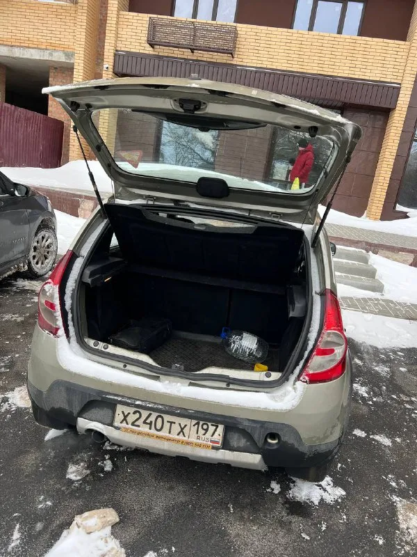 Renault stepway 2012 1.6, at, кондиционер, гур, подогрев сидений, центральный замок, кузов ровный, 2... - фотография