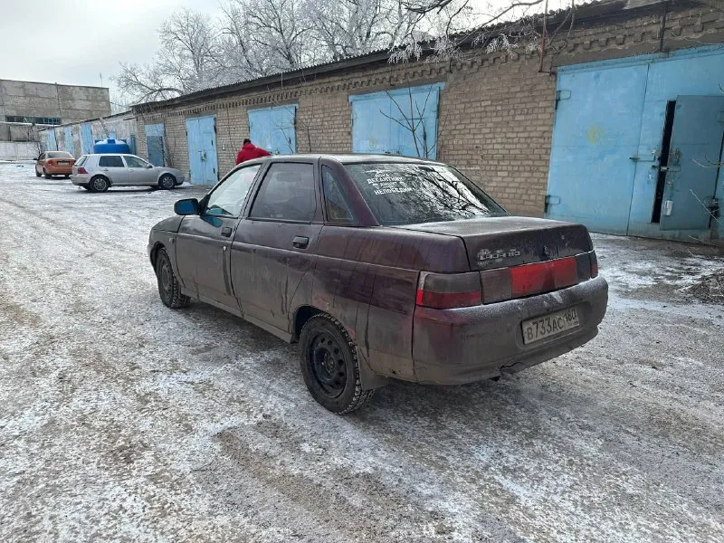 Продам ваз 2110, 2001 года выпуска, инжектор. автомобиль на полном ходу, мотор работает хорошо, коро... - фотография