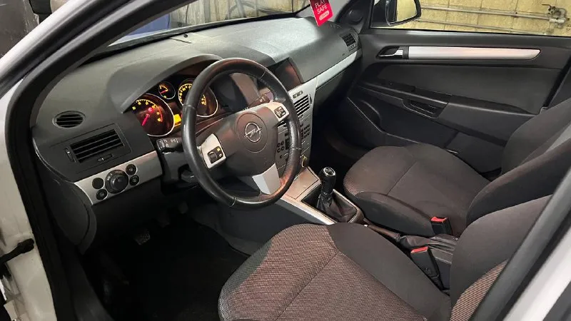 Opel astra h 2012 год 1,6 бензин механика пробел 163 тыс км состояние отличное цена 570 тыс руб тел +79493153370 📞 звоните: +7(949)3153370 - фотография - 5