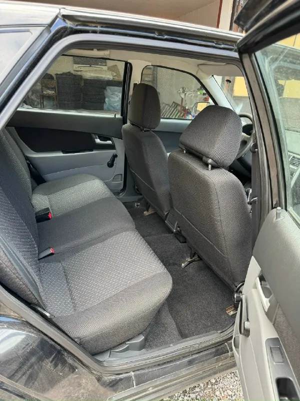 Продаётся ваз priora купленная у официального дилера и до сих пор в одних руках❗️ пробег: 95126 км. -не окрашен не один элемент -т. о. проходилось с опережением регламента. -есть сервисная книжка. комплектация •двигатель 1,6 •подушка безопасности •электро стеклоподъемники (передние) •электро регулировка зеркал •ксеноновые фары •противотуманки (перед, зад) •гидроусилитель руля •подогрев зеркал и заднего стекла •бортовой компьютер всё работает!!! 500000₽ и торг! [ телефон: +79493846965. +79493015603 📞 звоните: +7(949)3846965 - фотография - 5