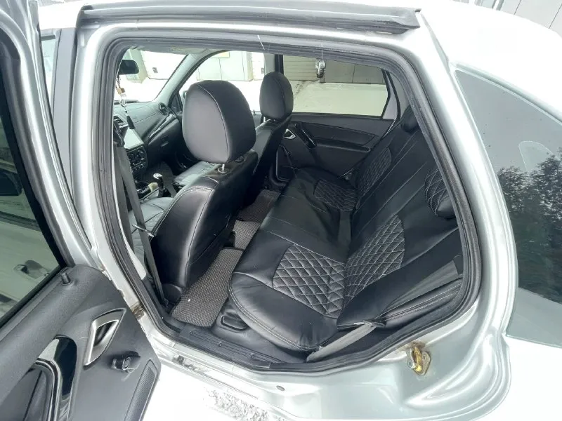 Продам granta fl 2024 года, двигатель 127.16v.106 л. с. пробег 75 тыс км, комплектация кондиционер, подогрев сидений, abs, эур, эл. регулировка зеркал, стеклоподъемники, центральный замок, газ евро5(не вписан ). автотека зеленая 1 хозяин, остекление заводское. цена 780 тыс. торг. осмотр комсомольское -донецк. +79491107200,+79491009020,ватсап+79065806974 📞 звоните: +7(949)1107200 - фотография - 6