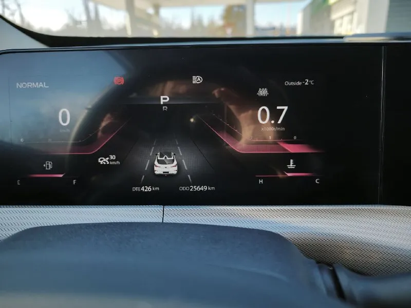 Uni - t год: 2023 тип кпп: автоматическая пробег: 25662 дополнительная информация: продам changan uni-t диллерский на гарантии в идеальном состоянии весть затянут в броне плёнку, кроме крыши 2 комплекта резины 2 комплекта ковриков комплектация tech цена: 2430000 руб. 📲 tg: аня, 📞 +79493337276 📞 звоните: +7(949)3337276 - фотография - 4