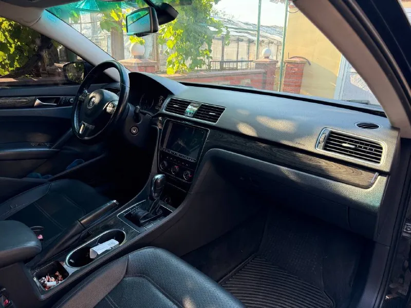 Продам volkswagen passat b7 usa 2012 года по тех паспорту, по вин коду 2013 год. вин 1vwbp7a31dc0114... - фотография