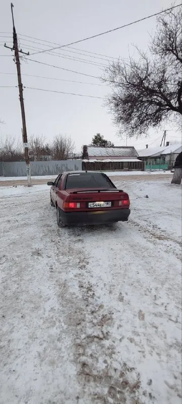 Продам ford sierra 1989 года, мотор 2.0, на ходу, дно целое, варит не надо, полное переоформление я владелец, автомобиль с музыкой. цена 130к, возможен обмен, быстрым хороший торг. +79498425890 📞 звоните: +7(949)8425890 - фотография - 5