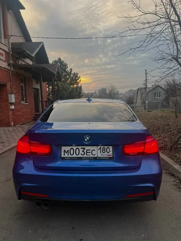 Продаю свою bmw f30 рестайлинг 2015 года на полном приводе💙 двигатель: 2.0 собственник( в птс вписан... - фотография