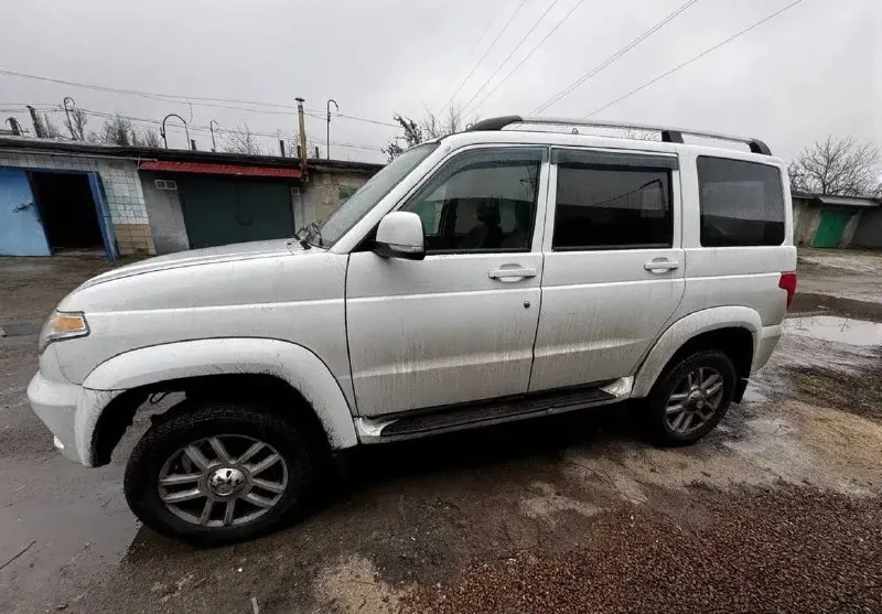 🚘 уаз patriot 📅 2016 год ⚙️ 2,7 механика, бензин/газ 📈158854 км ✅автозапуск, гидроусилитель руля, обогрев сидений, электропакет, кондиционер, обогрев лобового стекла, обогрев руля, мультимедиа, полный привод, включение с шайбы ✅ технически в хорошем состоянии, все обслужено ✅ комплект зимней и летней резины ‼️ по кузову есть недостатки 💰 999 т. р. ☎️ +79493190994 🏙️ макеевка 📲 tg: @so_108 📞 звоните: +7(949)3190994 - фотография - 2