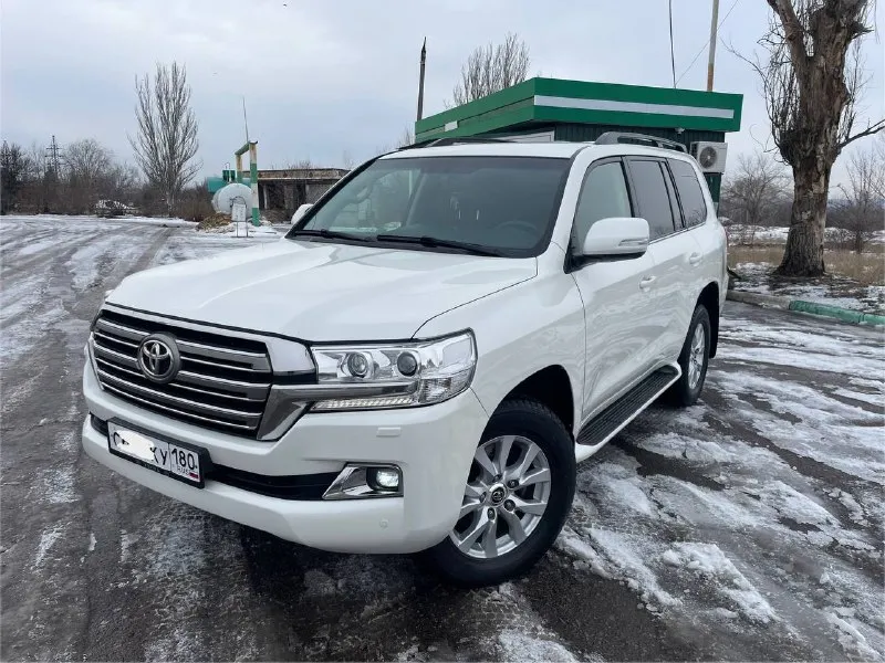 Toyota land cruiser 200 🌼🌼🌼🌼🌼🌼🌼🌼 рестайлинг год выпуска 2016 двигатель 4 5 пробег 180 тысяч км идеал... - фотография