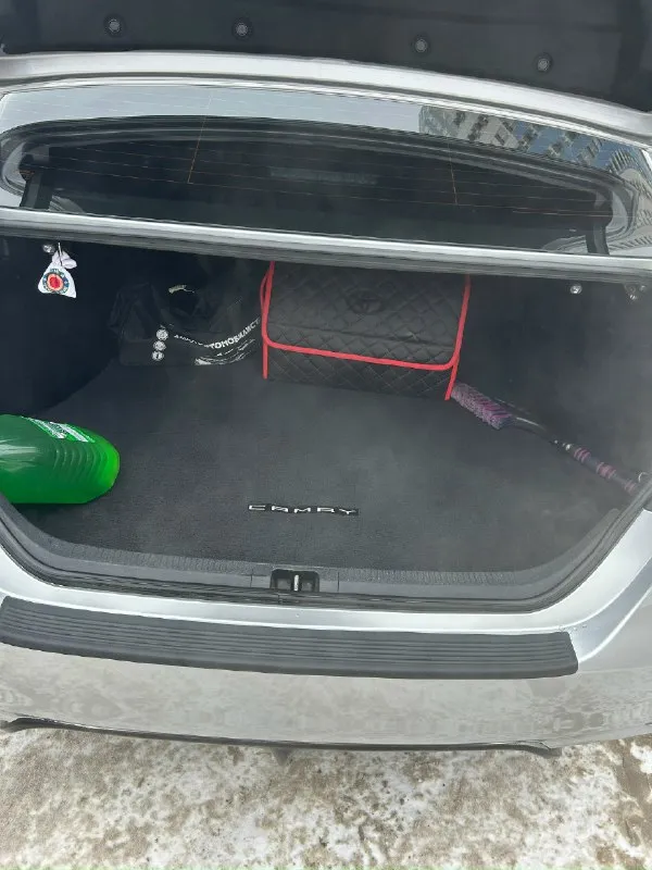 🔥 toyota camry 70 🔥 пригнана с америки ✅2019 год выпуск ✅ объем двигателя 2.5л бензин ✅цвет:серебристый металлик ‼️родной пробег - 131 тыс. км. автомобиль весь обслуженный и очень ухоженный. 2 хозяин. птс оригинал. стёкла все родные. 2 ключа. капот, бампер и все зоны риска обтянуты бронепленкой. машина полностью обесшумлена, была произведена замена штатной акустики. регулярное прохождение то, согласно регламенту. масло в двигателе и все фильтра поменяны 4000 км назад, использовано только оригинал toyota 5w40 ‼️‼️‼️ автомобиль готов к любым проверкам!!! по комплектации : -автоматический дальний свет -адаптивный круиз контроль - удержание в полосе - датчик столкновения, - датчик света -датчик давления в шинах. - комплект летний резины r19 оригинал все вопросы по телефону цена 2,8 млн телефон +79493342808. 📞 звоните: +7(949)3342808 - фотография - 2