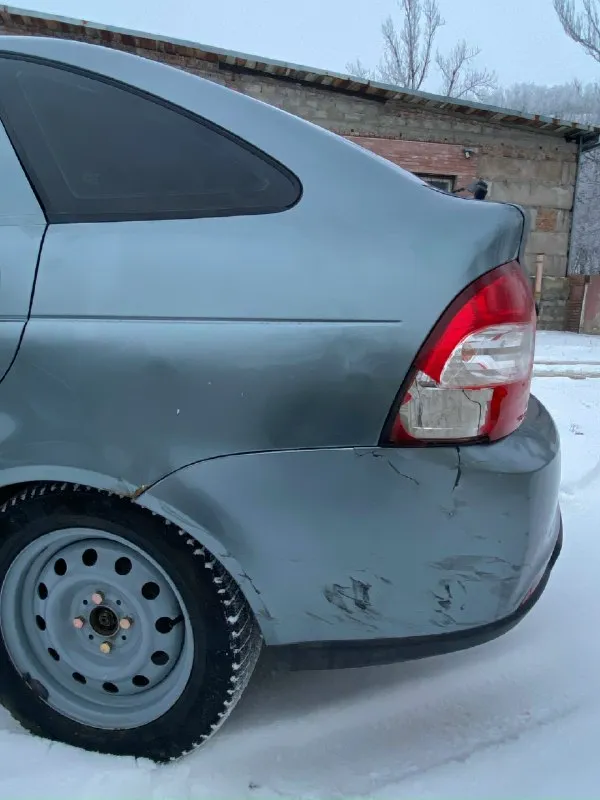 Продаётся автомобиль ваз приора 2010 год, в хорошем состоянии. в хорошем состоянии, мотор после кап. ремонта(ещё на обкатке), новый комплект сцепления+масло в коробке, новые задние стойки, новые сайлент блоки балки, новые колодки в круг и задние барабаны. днище поварено, машина едет отлично, ходовка мягка и тихая, коробка включается отлично, без посторонних звуков, мотор тянет хорошо. гур, печка работают отлично, на кондиционер нужны патрубки. из минусов, разбитый стопак и притёртый бампер, не работает ручник. цена: 360.000₽ тел: +7 949 536 37 87 осмотр донецк, кировский район 📞 звоните: +7(949)5363787 - фотография - 5