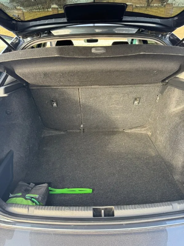 1300000₽ продам skoda rapid 2016 года, авто в отличном состоянии, не требует никаких вложений, все расходники поменяны, масла, фильтра, колодки, дворники и т. д. яркие led лампы, новая резина, за машину не стыдно. все штатное, никакого «колхоза» 142.000 км пробега, 1.6 mpi механика максимальная комплектация (hockey edition), два ключа не такси ! гаражное хранение, авто в дтп не участвовало, не одна деталь не крашена, весь кузов в заводском окрасе, в салоне не курили. все вопросы по телефону +79493461008 донецк, петровский район 📞 звоните: +7(949)3461008 - фотография - 10