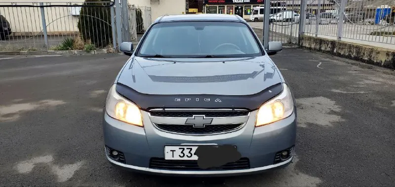 Продам chevrolet эпику 2012 год механика 2 литра самый надежный двигатель и коробка беспроблемный пробег 185.000. машина в идеальном состоянии в родном окрасе за исключением 1 крыла косметика без дтп машина без ржавчины без жучков и прочих недостатков стекла вокруг заводские двигатель коробка ходовая всё в отличном состоянии машина обслужена без вложений 2 комплекта резины 2 ключа с автозапуском и многое другое документы хрустально чистые остальная информация по телефону цена 700.000 тор. т +79494932503 +79490036029 📞 звоните: +7(949)4932503 - фотография - 2