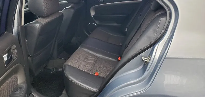 Продам chevrolet эпику 2012 год механика 2 литра самый надежный двигатель и коробка беспроблемный пробег 185.000. машина в идеальном состоянии в родном окрасе за исключением 1 крыла косметика без дтп машина без ржавчины без жучков и прочих недостатков стекла вокруг заводские двигатель коробка ходовая всё в отличном состоянии машина обслужена без вложений 2 комплекта резины 2 ключа с автозапуском и многое другое документы хрустально чистые остальная информация по телефону цена 700.000 тор. т +79494932503 +79490036029 📞 звоните: +7(949)4932503 - фотография - 9