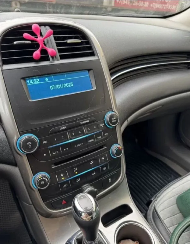 Chevrolet malibu 2.5 at, 2014. пробег 212 тыс. км. 199 л/с. бензин, автомат, базовая комплектация. 1 хозяин по птс. не битый. технически исправен, своевременное то, вложений не требует. не перекуп. автомобиль в мариуполе, переоформлен, обмен не рассматриваю. 900 000руб. +79498122860 📞 звоните: +7(949)8122860 - фотография - 3