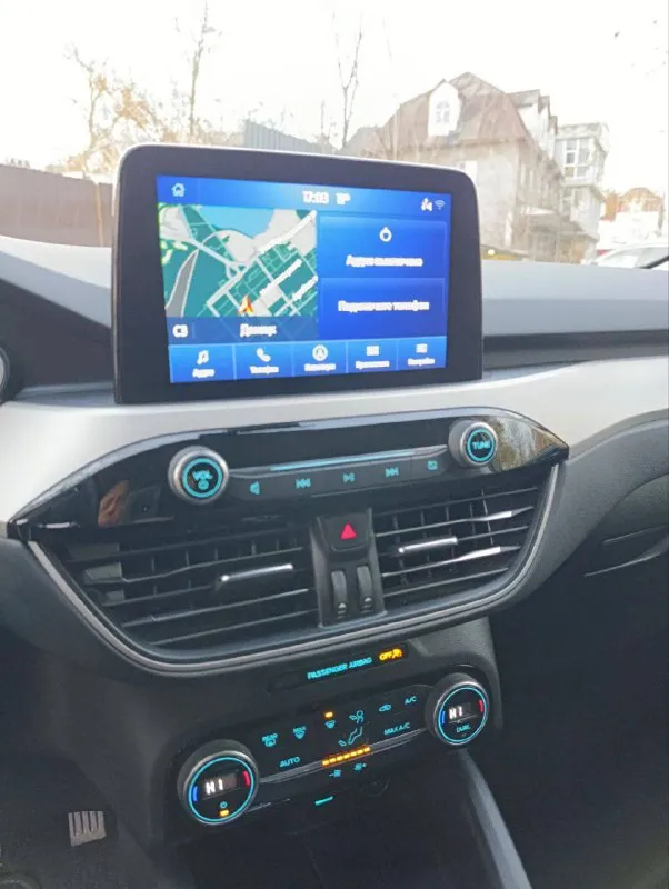 Продаю собственный автомобиль ford escape 2021 двигатель 1.5 турбо (бензин) 180 л. с. акпп 8 ступенчатый гидроавтомат от форд 8f24 пробег 37,000 км расход топлива в смешанном цикле составляет около 10+- литров на 100 километров. клиренс 20 см. ford escape оснащен всеми необходимыми системами безопасности и комфорта. в частности, в автомобиле установлены системы abs и esp, а также фронтальные и боковые подушки безопасности для водителя и переднего пассажира, а также для пассажиров сзади сбоку. также автомобиль оборудован кондиционером, мультимедийной системой с сенсорным экраном и возможностью подключения смартфонов через bluetooth (carplay). кроме того, есть камера заднего вида, которая облегчает парковку в условиях города. дополнительно установлен видеорегистратор. салон автомобиля выполнен из высококачественных материалов, что создает приятную атмосферу внутри. сиденья удобны и эргономичны, благодаря чему даже длительные поездки будут проходить с комфортом. диски r19 лето и r18 зима. оба комплекты резины и дисков новые. тормоза дисковые передние и задние. заводится с кнопки старт-стоп, бесключевой доступ, камера заднего вида с динамической разметкой и парктрониками, датчики давления шин, система старт-стоп, помощник при трогание в гору, carplay (русифицированная навигация), новый комплект шин, круиз контроль, удержание в полосе, адаптированный свет, климат контроль двухзонный, выбор режима езды. автомобиль прошел все необходимые технические осмотры и готов к эксплуатации без каких-либо проблем. один хозяин, электронный птс нет штрафов, и запретов ✅ цена 2,000,000 рублей❗️❗️❗️ + комплект зимней резины с r18 дисками в подарок (при желании можете сохранить номер) +79494185917 - алексей - фотография - 7