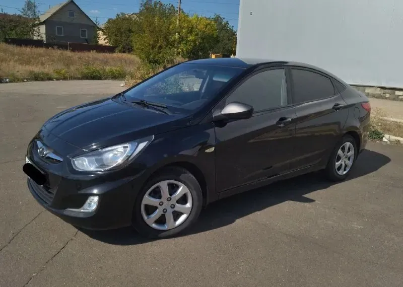 Hyundai солярис 2014г. в. пробег 133000 т. к. подтверждёный! двигатель 1,4 бензин коробка механика,... - фотография