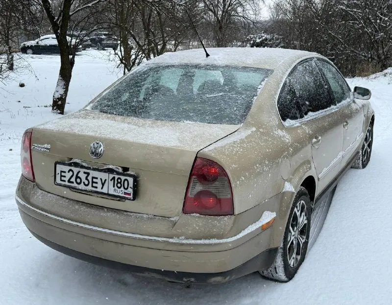 Цена 🎁 380 000 руб 💥 продам volkswagen пассат б5+ машина на полном ходу 1.8 работает отлично коробка автомат всё хорошо ходовая мягкая в хорошем состоянии резина лето, красивые диски, люк работает кузов не гнилой вообще печка работает отлично, очень тепло по электрике всё работает, свет очень хороший музыка играет отлично, громко салон в нормальном состоянии г донецк переоформление без проблем ☎️ +79493198433 📞 звоните: +7(949)3198433 - фотография - 3
