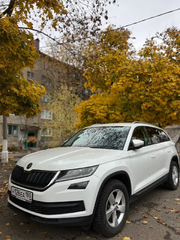 Собственник пpодам личное авто skoda kodiaq (7 мест)2020год в отличном соcтоянии передний привод, дв... - фотография