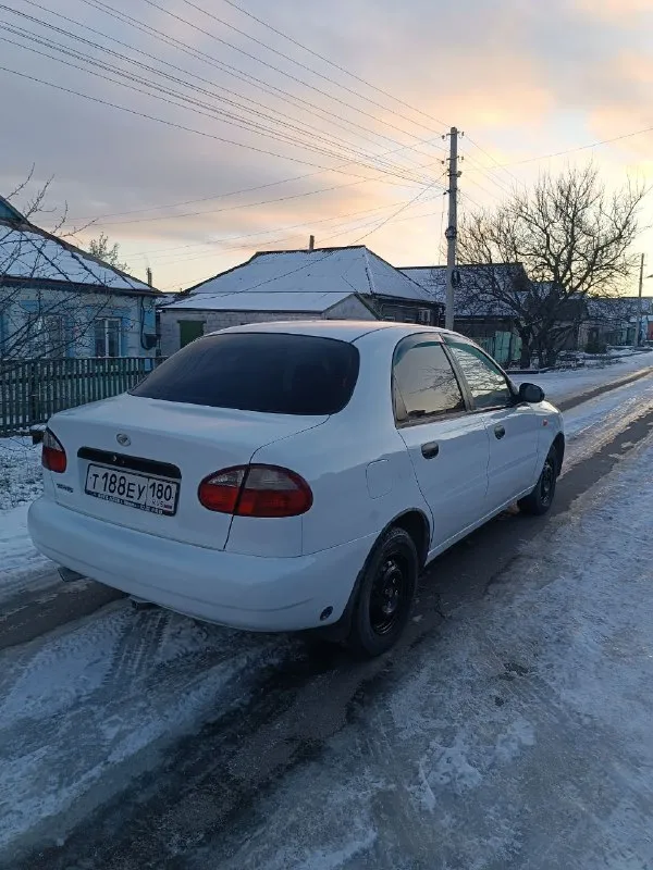 Продаётся daewoo sens 2009 г. объём 1.3 бензин-газ, состояние отличное, стеклоподъёмники электрические, сигнализация, центральный замок, гаражное хранение, цена 300.000р. торг все вопросы по телефону +79497316305 женя мариуполь 📲 tg: @olyurzuf 📞 звоните: +7(949)7316305 - фотография - 5