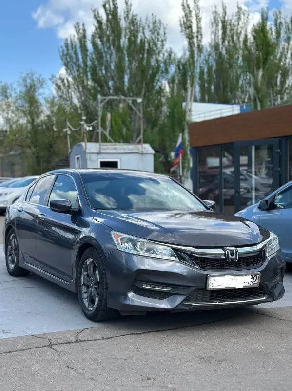 Honda аккорд 9 рестайлинг. 2.4 вариатор, 11/2015 г. в. по vin 2016. пробег 150 тыс. км. автомобиль в хорошем состоянии, гаражное хранение, обслужен, замена масла в двс каждые 7500 км. , регулировка клапанов каждые 40 т. км. , замена масла в вариаторе каждые 40 т. км. макеевка/донецк. цена: 1650000 +79493271634 📞 звоните: +7(949)3271634 - фотография - 2