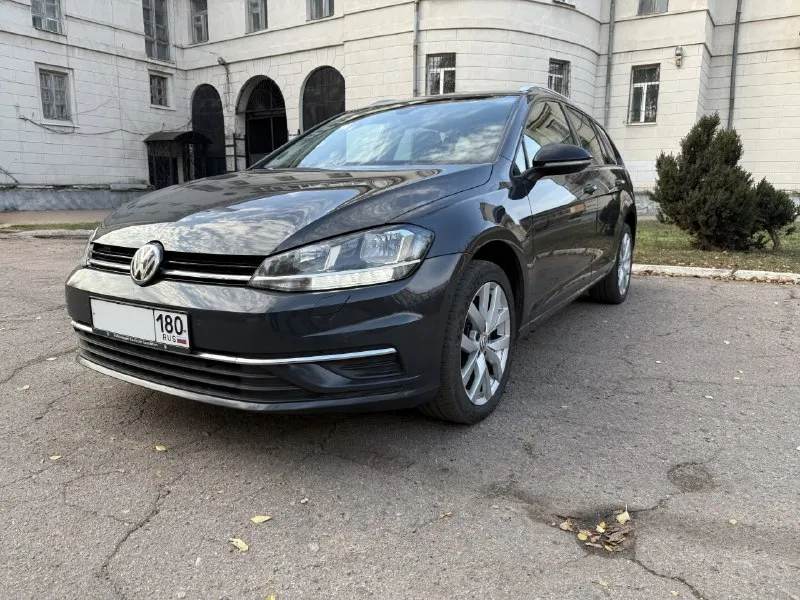 Volkswagen golf 7 (рестайлинг)1.6 tdi 2019 года из германии без пробега по рф цена: 2 000 000 руб. к... - фотография