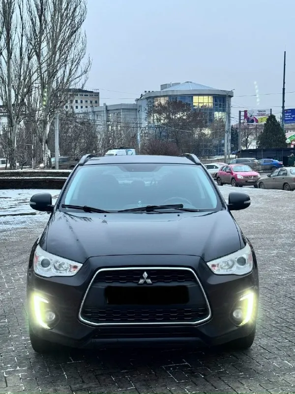 Продам mitsubishi asx 1 владелец с автосалона, полностью родной окрас, никогда не была в дтп, оригин... - фотография