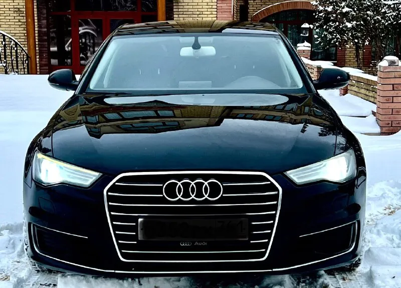 Audi a6 в кузове c7 рейсталинг!год 2016 двигатель 1.8 tfsi (прошита 240 коней) коробка передач :автомат автомобиль в отличном состоянии, двигатель работает отлично, ходовая в отличном состоянии, коробка переключает без пинков, кузов целый без вмятин и царапин и тому подобное!электро зеркала с подогревом, обогрев переднего и заднего стекла, помощь, круиз, климат, датчики света и дождя, кожаный салон, кнопка старт -стоп, без ключевой и много чего. машина полностью обслужена от а и до я !также нанесено керамическое покрытие!!!машина смотрится отлично !цвет черный жемчуг!цена 1.950.000 торг!+79493578236 или телега +79094166333 также возможен обмен!. 📞 звоните: +7(949)3578236 - фотография - 2