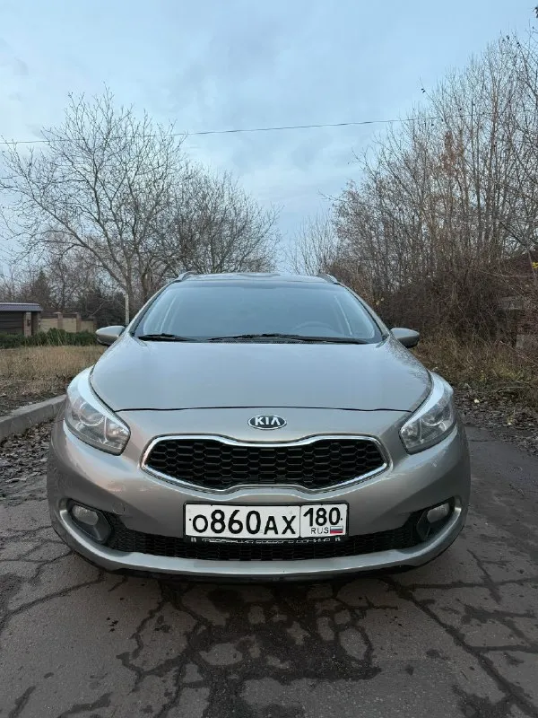 Продам kia ceed 2014 года 1.6 механика с оригинальным пробегом 175 тыс.
Машина в идеальном состоянии
2 Ключа, 2 комплекта резины на дисках
Готов на любые проверки, машина находится в донецке
Все вопросы по телефону
Цена 1120000₽
+79493447963
📞 🇷🇺 Звоните: +79493447963 - фотография - 2