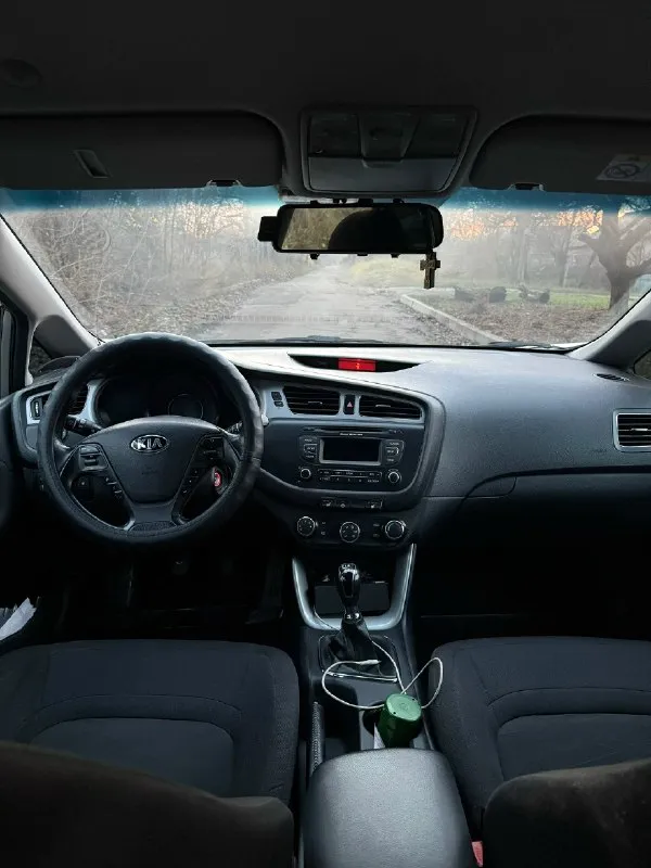 Продам kia ceed 2014 года 1.6 механика с оригинальным пробегом 175 тыс.
Машина в идеальном состоянии
2 Ключа, 2 комплекта резины на дисках
Готов на любые проверки, машина находится в донецке
Все вопросы по телефону
Цена 1120000₽
+79493447963
📞 🇷🇺 Звоните: +79493447963 - фотография - 8