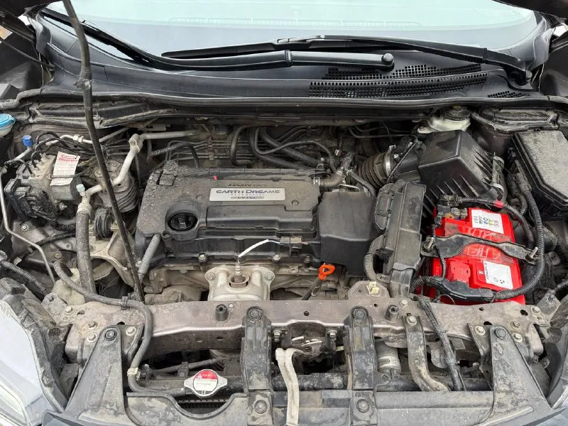 Продам автомобиль honda cr-v 4 2.4 cvt, 2015, 173 000 км своевременно обслуживался. есть сервисная книжка (авто с официального дилера). оригинальный птс. не участвовал в дтп. в салоне не курили. летняя и зимняя резина в комплекте. передняя часть авто в бронепленке, сигнализация, заменена штатная магнитола на андроид, передняя и задняя камеры. полный комплект ключей и документов. обмен не интересует. возможен торг при осмотре. телефон для связи +79493334188, телеграмм. посмотреть можно в донецке калининский район. 📞 звоните: +7(949)3334188 - фотография - 4