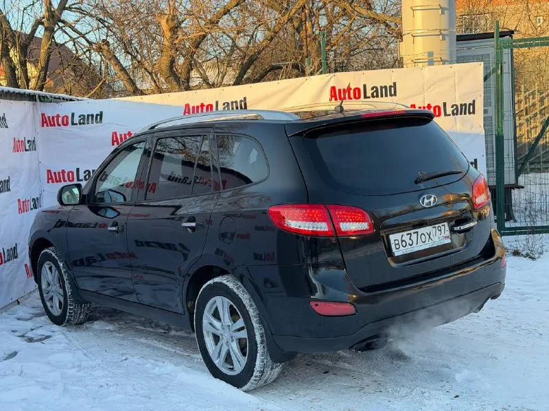🚘 hyundai santa-fe 🚘 год выпуска: 2011 двигатель: 2.4 бензин пробег: 160.000км привод: полный кпп: автомат описание: все расходники заменены, отличное состояние! ❗️ цена 1.160.000 ₽❗️ 🏎️ продажа в кредит 🏎️ выкуп авто 🏎️ trade-in ☎️ +7 (949) 628-72-17 г. донецк, пр. дзержинского 55 📞 звоните: +7(949)6287217 - фотография - 2