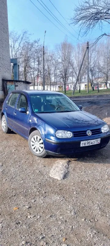 Volkswagen golf 4 2001 1.4 16v мкп5 290к г. стаханов +79592155771 500000₽+торг продам! автомобиль весь в заводском состоянии! в очень красивом цвете, синий металлик. я собственник! машина в одной семье, я по факту второй владелец. машина вся в заводском окрасе в том числе бампера!(любые проверки приветствуются!) вся обслуженая. без расхода масла 100%!!! дополнительно установил защиту мотора(дорогая). кузов без гнили и ржавчины, делать вообще не нужно(выглядит красиво)! ходовая вся обслужена, новые стойки, тормоза в круг новые! вся выхлопная система новая. новый оригинальый датчик кислорода(дорогой) новый бензонасос. резина зима, в подарок отдам новому владельцу лето с жирным протектором на дисках, сняли и поставили без ремонтов! ручник работает! расход смешной, по трассе совсем маленький. налог 900 рублей в год! коробка 5 ступка, новое сцепление дорогое sachs !(масло в кпп новое) новые броне провода bremi (германия) 16 к + дорогие свечи bosh на 3 контакта. все 📞 звоните: +7(959)2155771 - фотография - 6