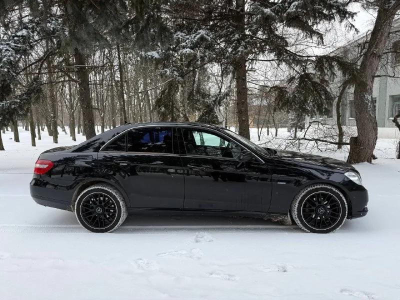 Продам mercedes benz w212 в отличном состоянии, без вложений 2011 года выпуска с пробегом 219 000 км. 1.8 турбо. полностью заводской окрас, во владении 6 лет. перебран мотор с заменой цепей, квкг, переуплотнен. расхода масла - нет. находится в макеевке, хорошее хозяйское авто. кто приедет тот и заберет. цена: 1230 000₽ +79496164143 +79490023000. 📞 звоните: +7(949)6164143 - фотография - 2