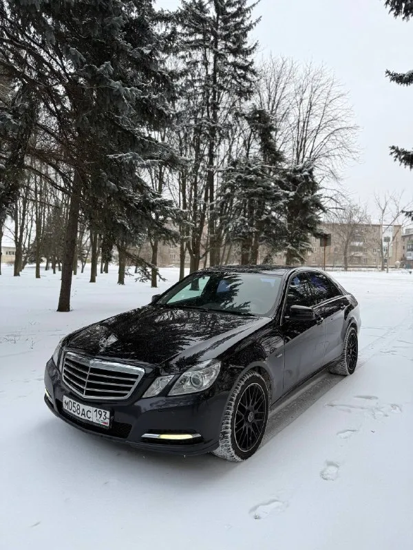 Продам mercedes benz w212 в отличном состоянии, без вложений 2011 года выпуска с пробегом 219 000 км. 1.8 турбо. полностью заводской окрас, во владении 6 лет. перебран мотор с заменой цепей, квкг, переуплотнен. расхода масла - нет. находится в макеевке, хорошее хозяйское авто. кто приедет тот и заберет. цена: 1230 000₽ +79496164143 +79490023000. 📞 звоните: +7(949)6164143 - фотография - 5