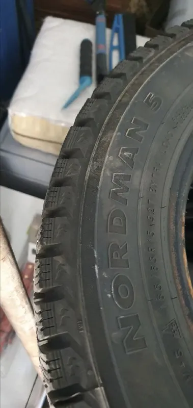 Продам renault logan 1.6 на 102 лс мт, 2014 техосмотр пройден!!! пробег -201.000 км в достойном состоянии, автомобиль обслужен. есть пару подкрасов. менялся задний бампер. по электрике работает все, кондиционер заправлен и холодит. состояние сел-поехал. прошла то с заменой всех масел и расходников, осмотр ходовой + развал. новый аккумулятор! два комплекта ключей-брелков и комплект шипованная зимняя резина. смотреть приморский район школа n60 только полное оформление в мрэо! аргументированный торг. цена - 540 тел. - +79497193411 📲 tg: @jerodmen 📞 звоните: +7(949)7193411 - фотография - 5