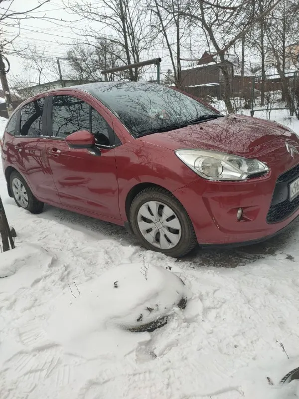 Продам citroen c3, 2011 года, робот, пробег 123000. родная краска, без дтп. цена 600000. валерия +79... - фотография