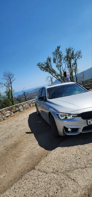 Продам, bmw f30 2017 год, стала на учёт 2016, авто технически в идеальном состоянии, за авто слежу, не каких вложений не требует, масло в двигателе замена каждые 5-6тыс мотюль, в коробке заменено масло 100км назад, оригинал фильтр и масло, колодки зад брембо, перед купил ну там 70% ещё отдам на запас, без ошибок и тд, сделан стейдж в районе 300 сил в ней, выхлоп с!отстрелами и заслонокой сделан хорошо не надоедает, по комплектации, м обвес, датчик света дождя, клима контроль 2х зонный, люк, кожа, м руль, жк приборка в!стиле м (3 режима оформление)парктроники перед зад, камера заднего вида,3 режима езды eco, sport, comfort, авто в достойном состоянии, продажа вообще не сменная рассмотрю обмен!на другое авто или недвижимость донецк макеевка 2.450. +79495144445 📲 tg: стас 📞 звоните: +7(949)5144445 - фотография - 6