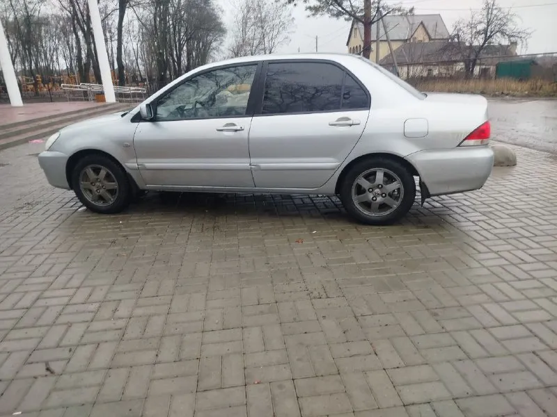 Продам ланцер 9 2008 года двигатель 1.6 коробка механика автомобиль в отличном состоянии гнили ржавчины нету цена 500000₽ вопросы в личку либо по телефону +79497154122 (при виде денег возможен торг) 📲 tg: александр 📞 звоните: +7(949)7154122 - фотография - 3