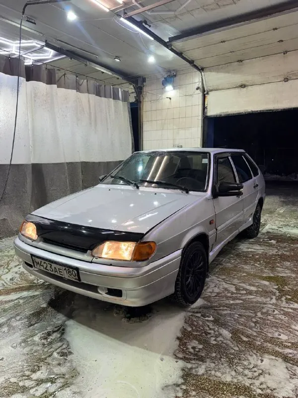 💥 ваз 2114 2007 💥 🚗 цена: 170 000 рублей. торг приветствуется! ✅ год выпуска: 2007 ✅ двигатель 1.5: работает отлично ✅ кпп: в идеальном состоянии ✅ ходовая часть: без стуков ✅ электрика: полностью исправна ✅ отопление: печка дует отлично ✅ кузов: в нормальном состоянии ✅ салон: ухожен, в хорошем состоянии ✅ красивые диски ✅ дополнительно: установлен передний подрамник, два передних электроподъемника ✅ документы: автотека зеленая, возможен любой вид переоформления 📍 город: донецк 📞 +79493954484 📞 звоните: +7(949)3954484 - фотография - 2